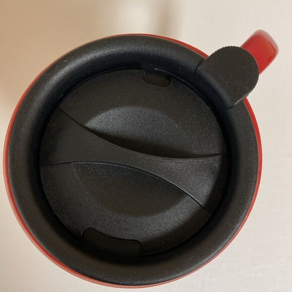 Merry Christmas Red Mug Plaid Tree with Removable Open Close Lid Set of 2 - Picture 6 of 14